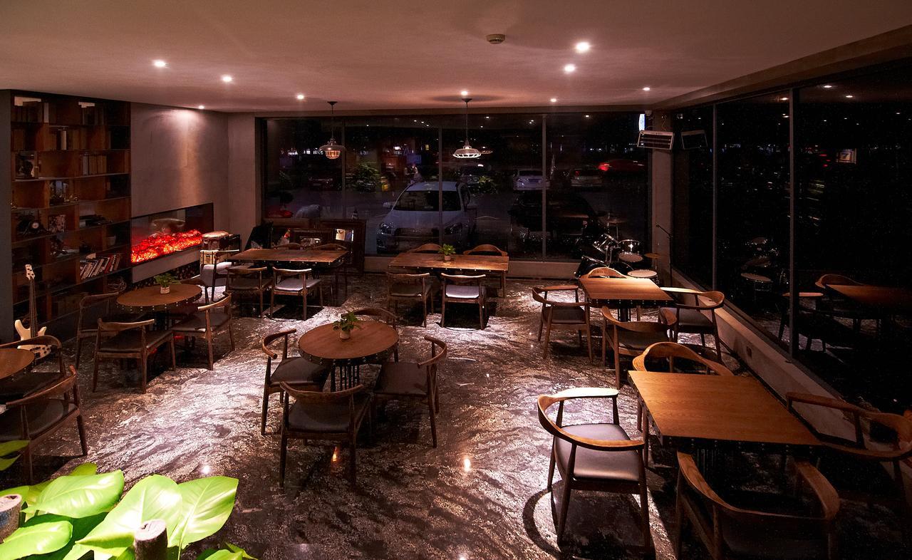 James Joyce Coffetel Hotel Guangzhou Shi Jing City Square Branch Extérieur photo
