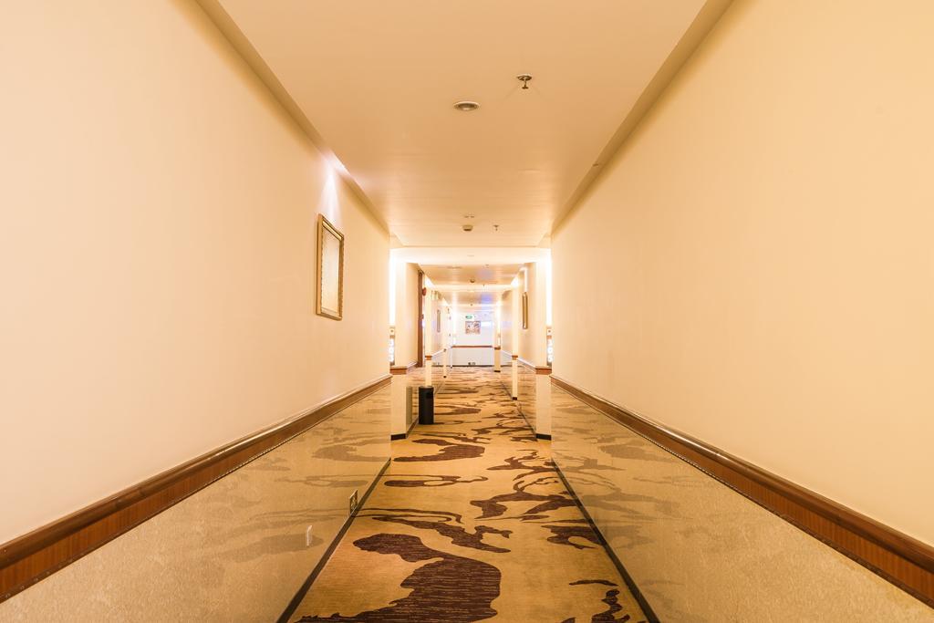 James Joyce Coffetel Hotel Guangzhou Shi Jing City Square Branch Extérieur photo