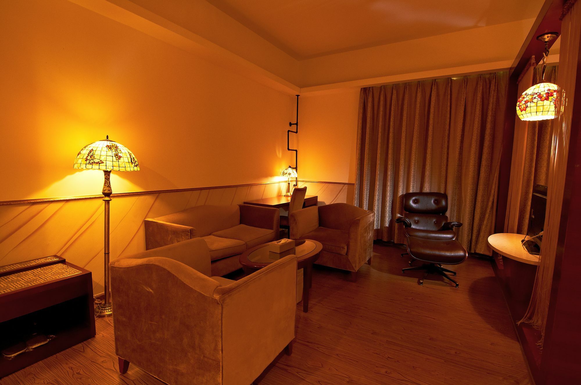 James Joyce Coffetel Hotel Guangzhou Shi Jing City Square Branch Extérieur photo