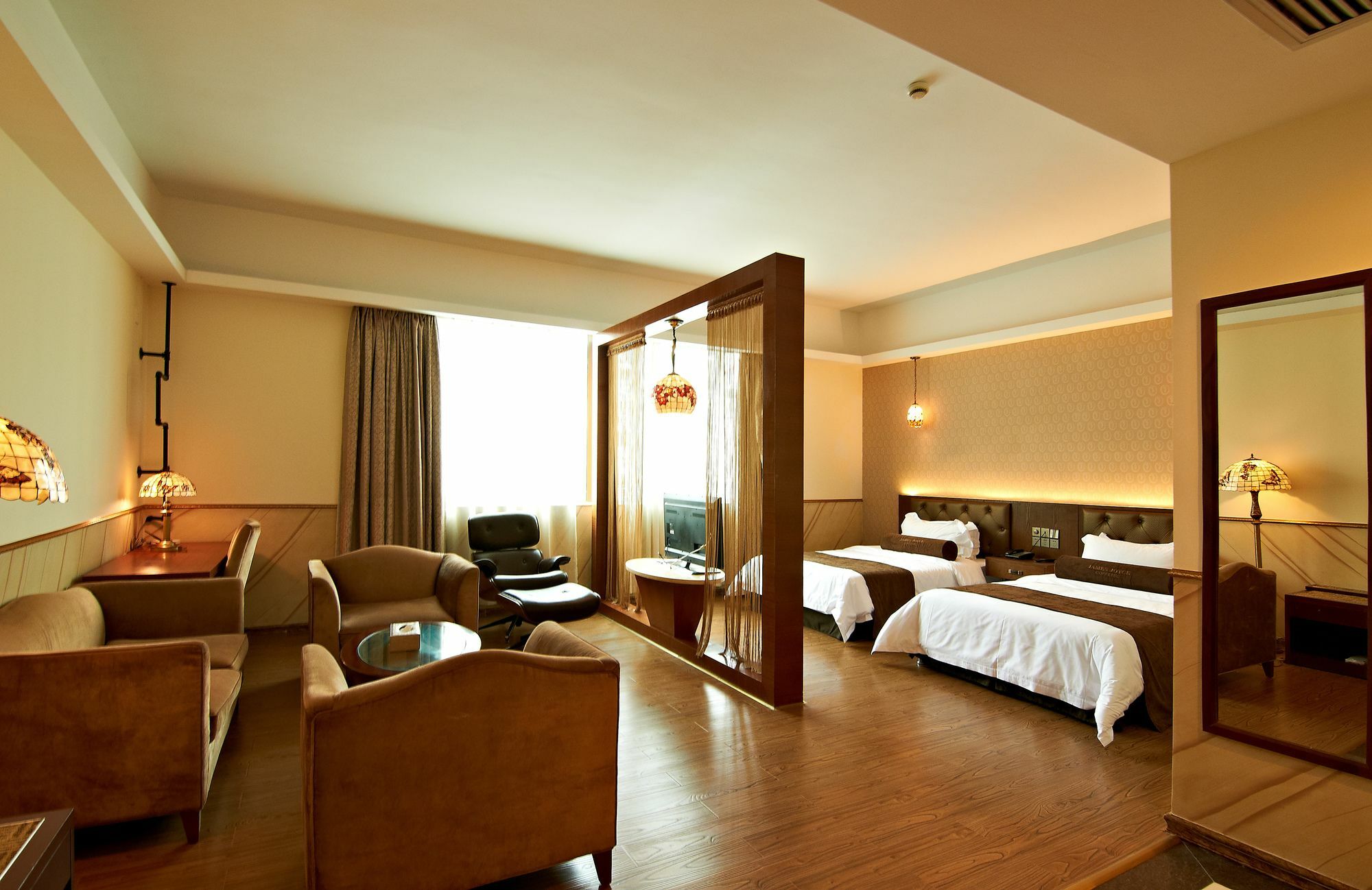 James Joyce Coffetel Hotel Guangzhou Shi Jing City Square Branch Extérieur photo