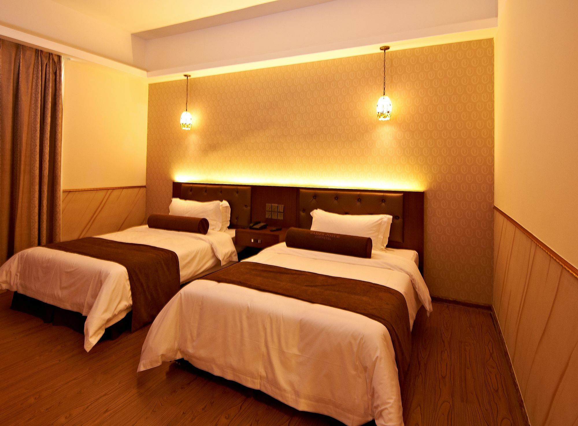 James Joyce Coffetel Hotel Guangzhou Shi Jing City Square Branch Extérieur photo